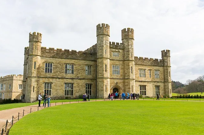 Tagesausflug Leeds Castle, Canterbury & Dover
